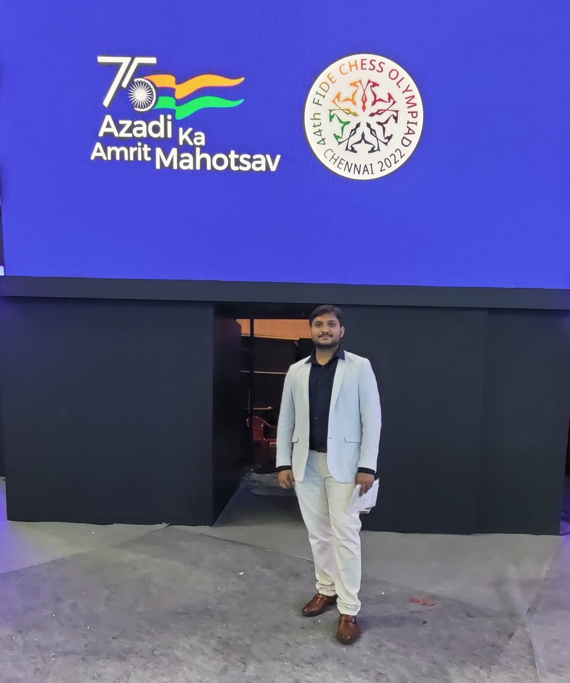 Yvk Chakravarthy